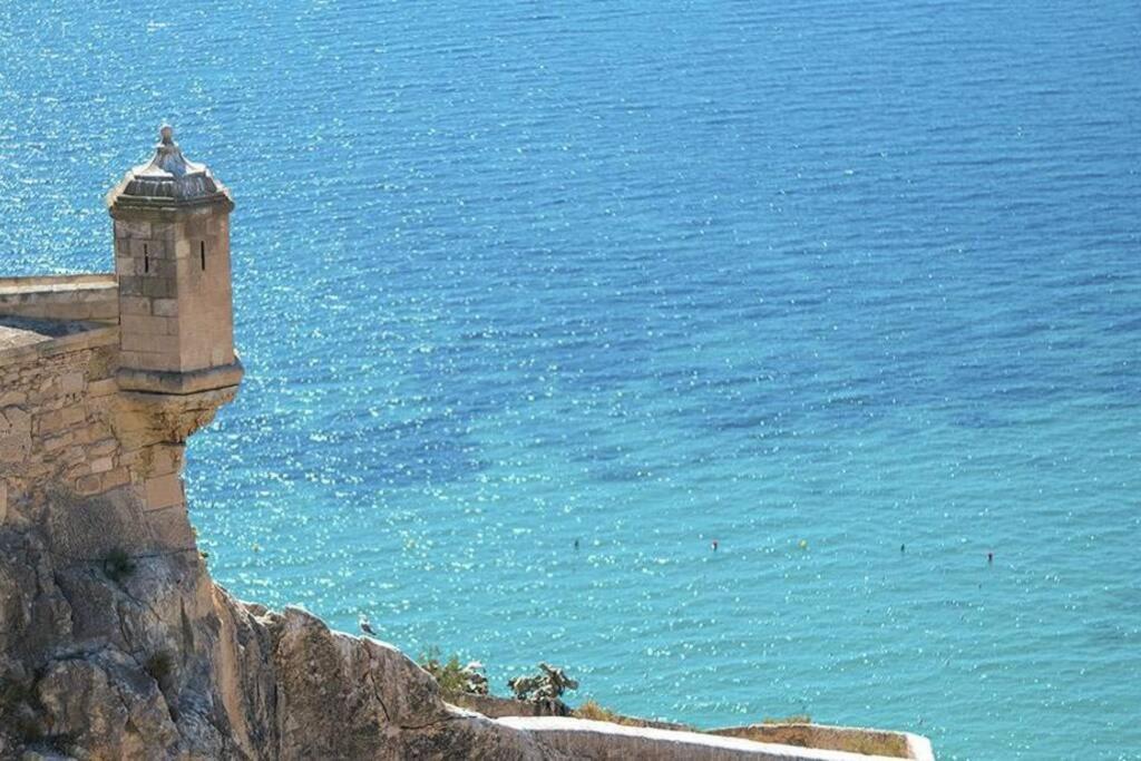 Espacioso Y Centrico Piso Con Zona Chill-Out Alicante Eksteriør bilde