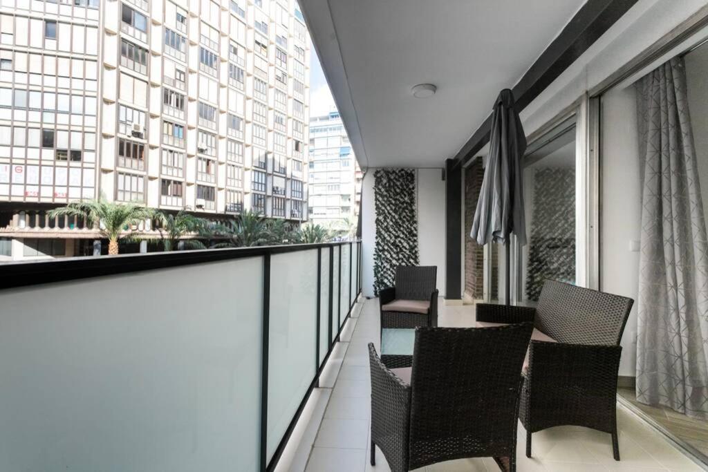 Espacioso Y Centrico Piso Con Zona Chill-Out Alicante Eksteriør bilde