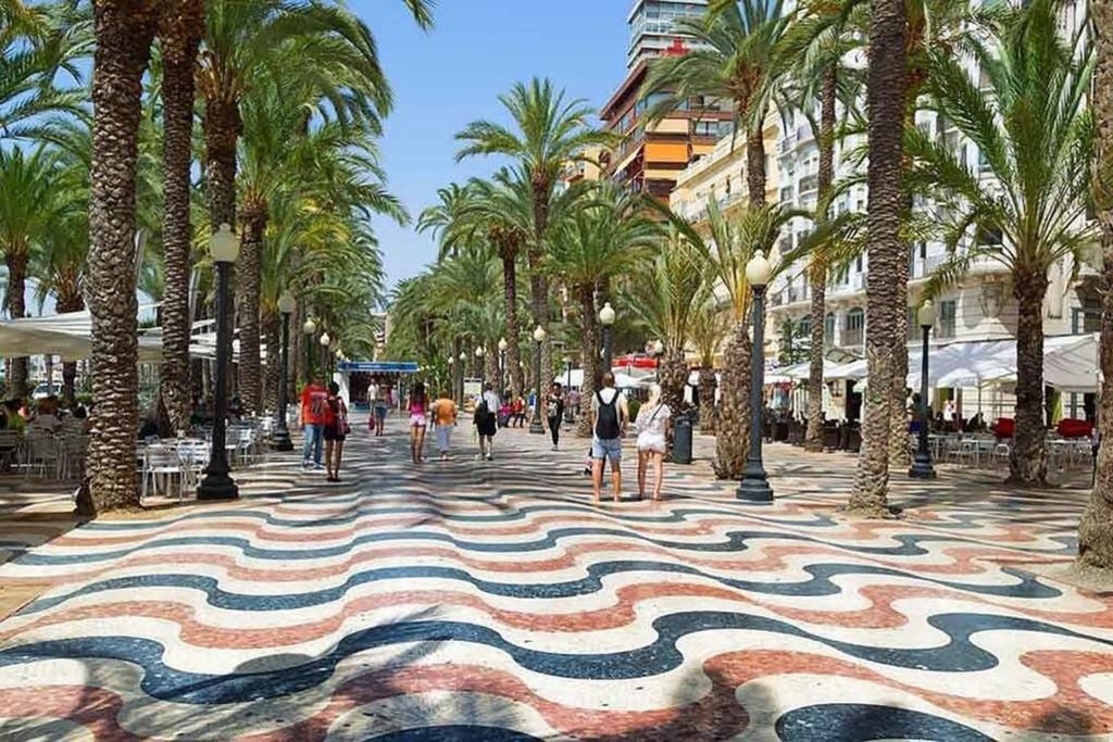Espacioso Y Centrico Piso Con Zona Chill-Out Alicante Eksteriør bilde